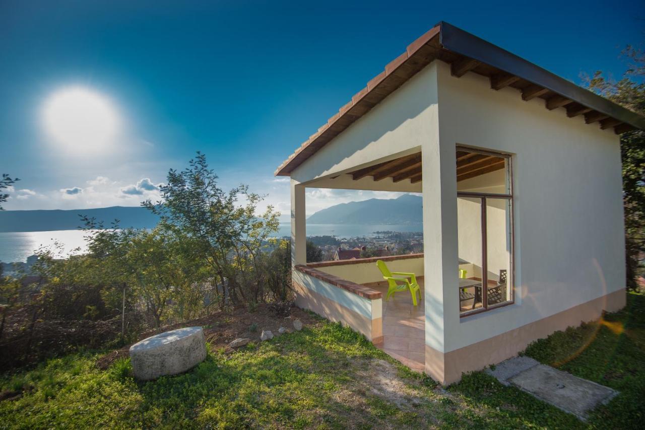 Holiday Home Nives Тиват Экстерьер фото